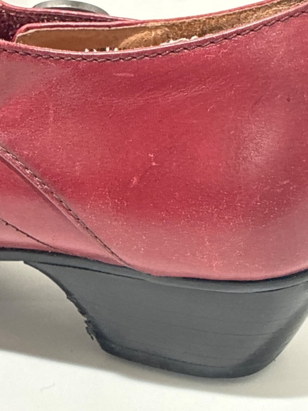 Taos woman’s Mary Jane heels shoes color red leather size 7 - Picture 8 of 8
